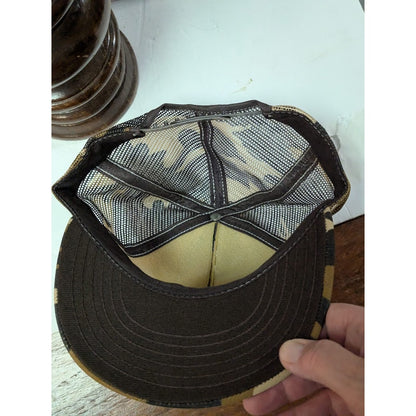VINTAGE Snap Back TRUCKER Hat Mesh Foam Cap USA Camo CBS Concrete products SM