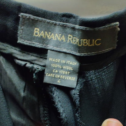 Banana Republic Wool Pants Size 4 High Waisted Pleated Front side pocket Italy