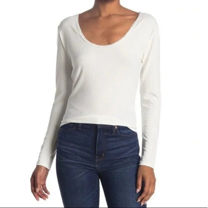 ABOUND Ivory Medium NEW Long Sleeve Lace Trim T-Shirt Scoop Neck Soft Stretchy