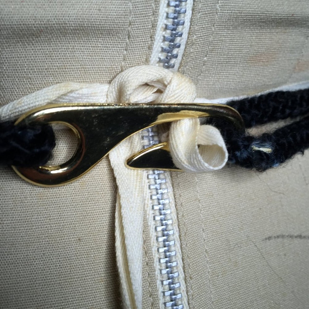 Vintage Black Rope Braided Belt Rope Knot Pearlescent shell Stone Small/Medium