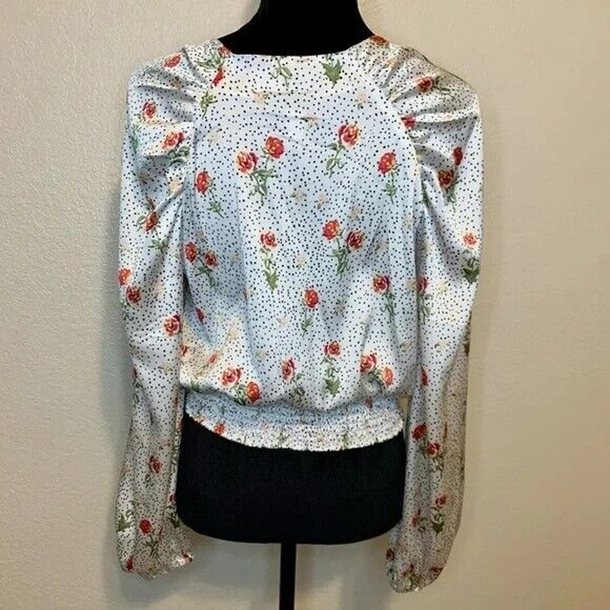 TopShop Women’s Floral Dot Tie Front Satiny Blouse Size 4 White Dots Floral NWT