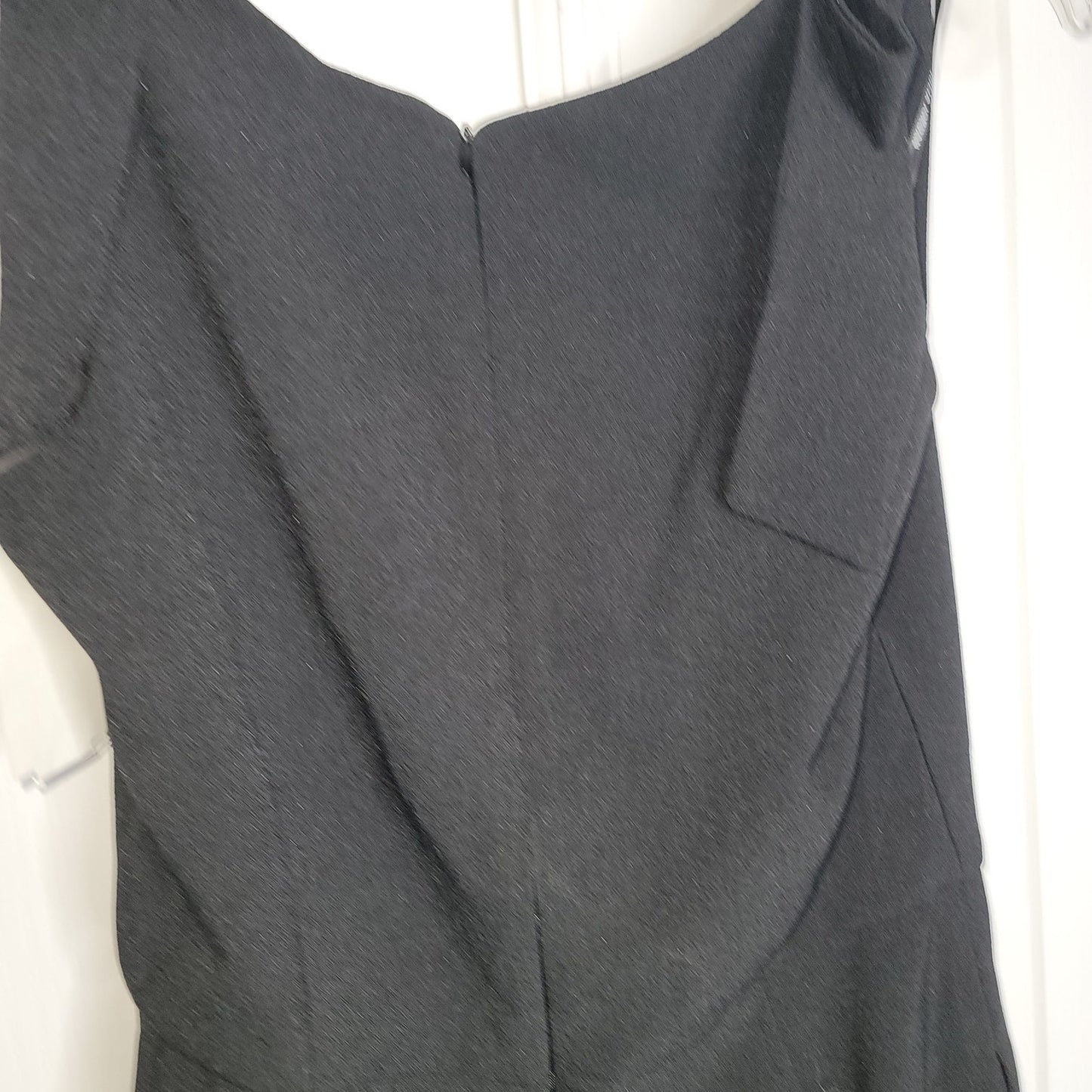 Julia Jordan Sleeveless Size 4 shoulder Wide Leg Casual Career Jumpsuit Black
