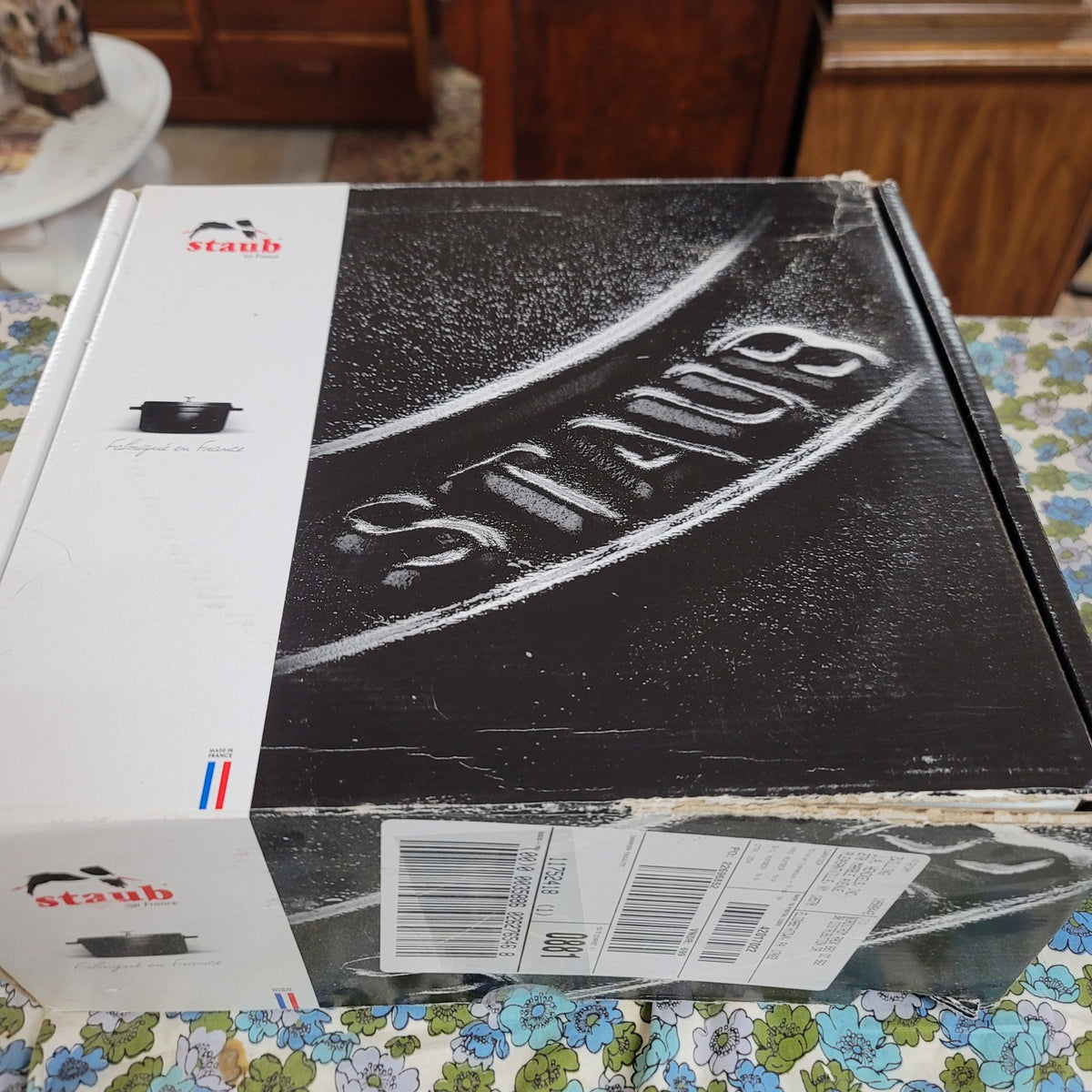 Staub Cocotte Ovale Coq Au Vin 5.75 QUART Black Pan Pot NEW