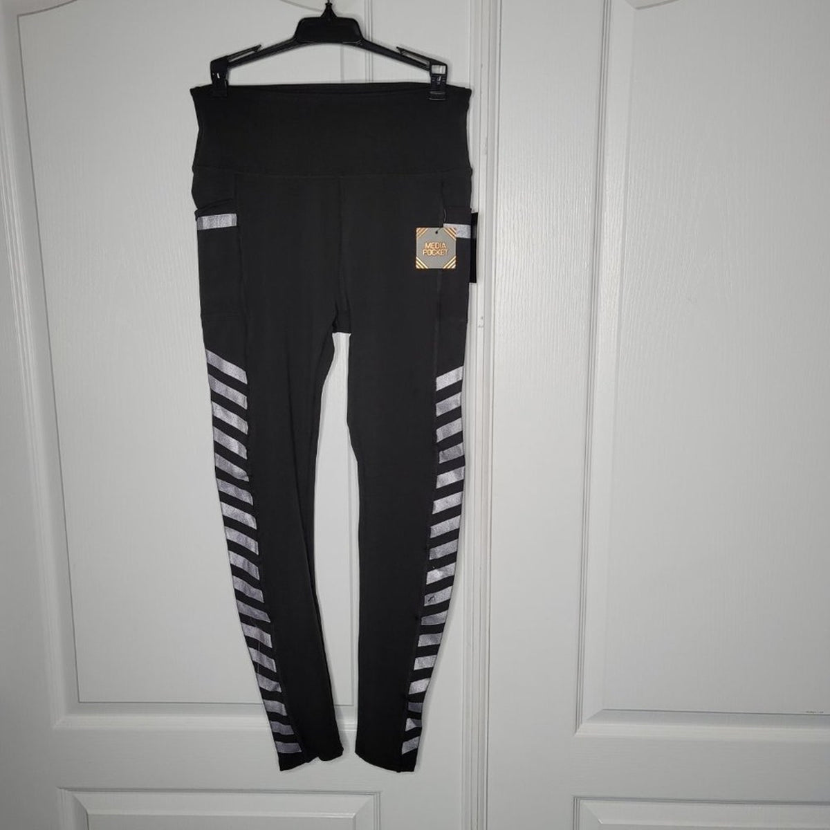 Better Sports Performance Legging Metallic Stripes Activewear Medium phone Yoga