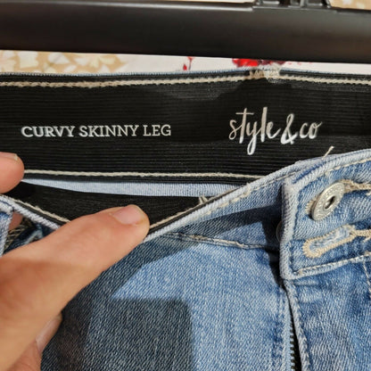 Style & Co Curvy Skinny Leg Jeans Distressed Mid Rise Fly Button Blue 18 Destroy