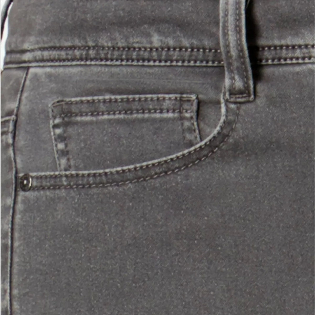 Style & Co Slim Tummy Control Whisper Grey Pants Size 14W Jeans Pants zip NEW