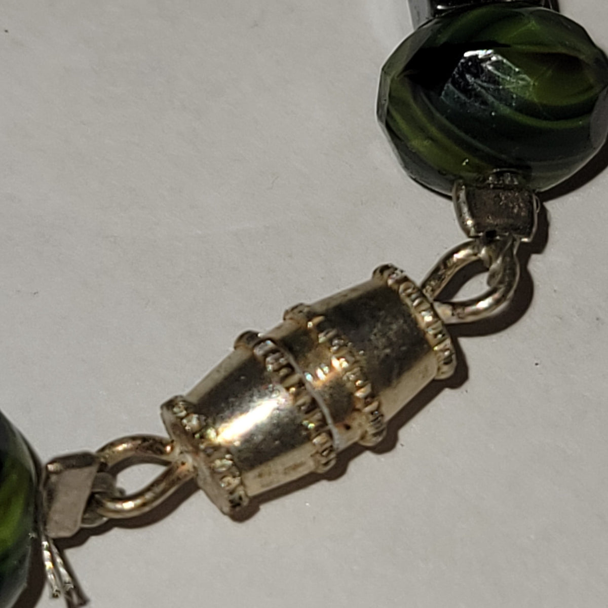 Vintage glass bead bracelet green cat ovoid black obsidian square barrel clasp