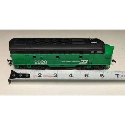 Department 56 HO Model Trains AC DC Motor Set with Miniature Railroad Decorations