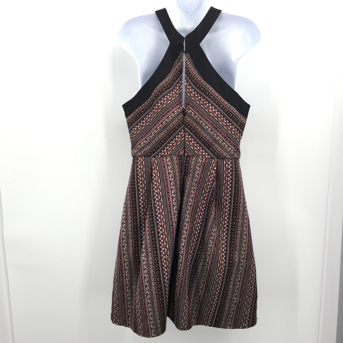 BCBGeneration Jacquard Sheath Fit & Flare Dress Sleeveless Halter 12 NWT