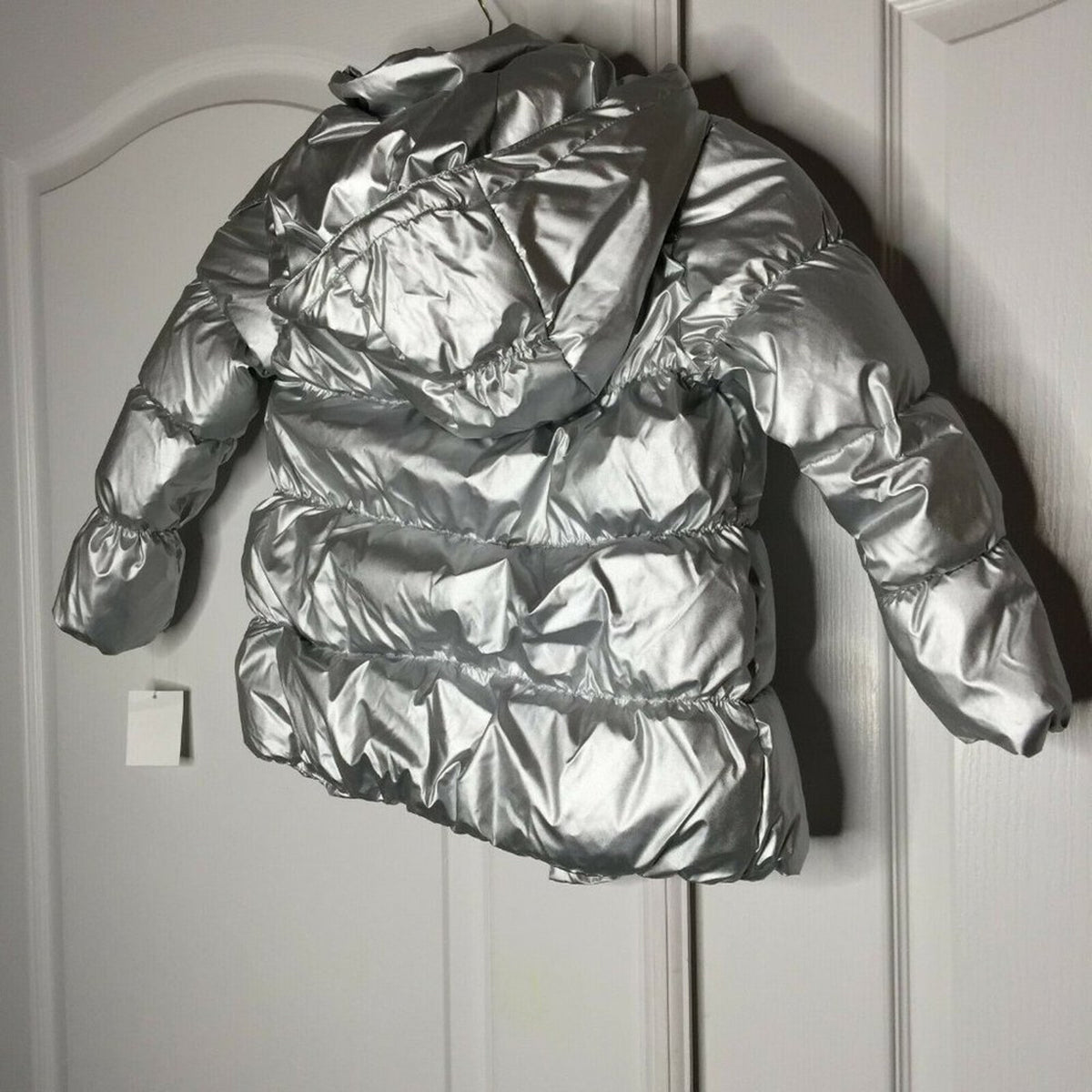 Urban Republic Silver Puffer Jacket Hood Long Sleeves Medium 5/6 Childs Girls