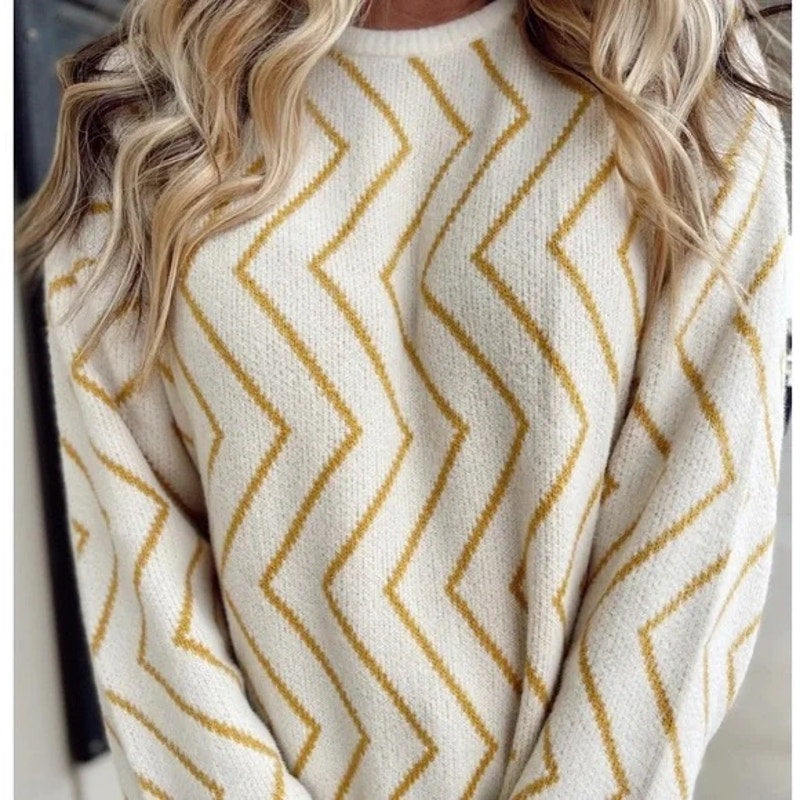 FRNCH Paris NWT Cozy Vertical Zig Zag White Yellow Sweater Size Medium/Large
