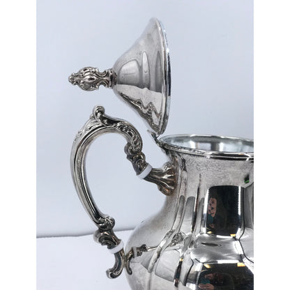 Towle Silverplated Vintage coffee pot serveware with handle Shell footed