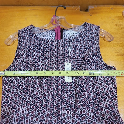 Max Studio Casual Spring floral Geometric Black Rose Size Small Dress sleeveless