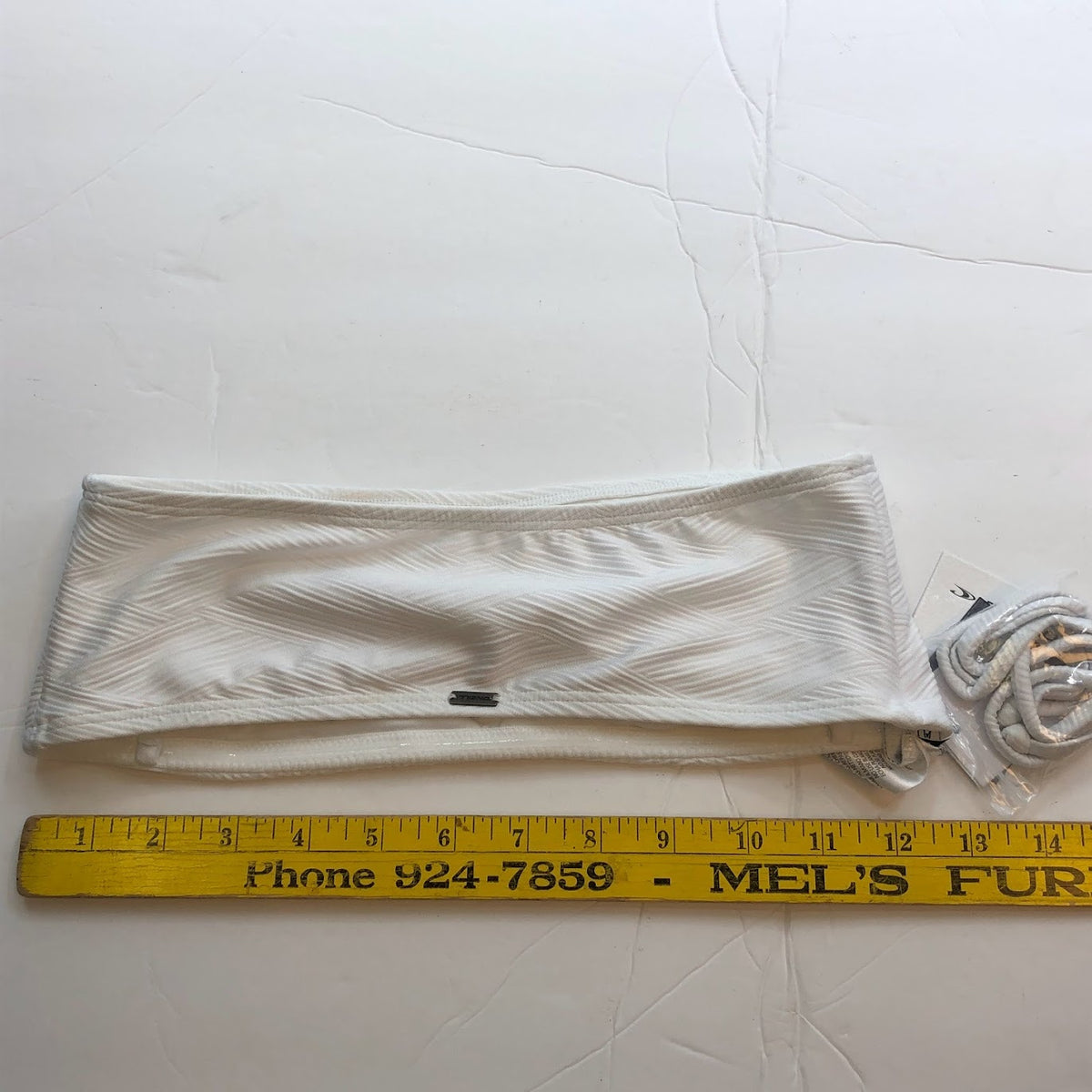 O'neill 2 Piece White BathingSuit Swimwear Small Saltwater Solid Texture Bandeau