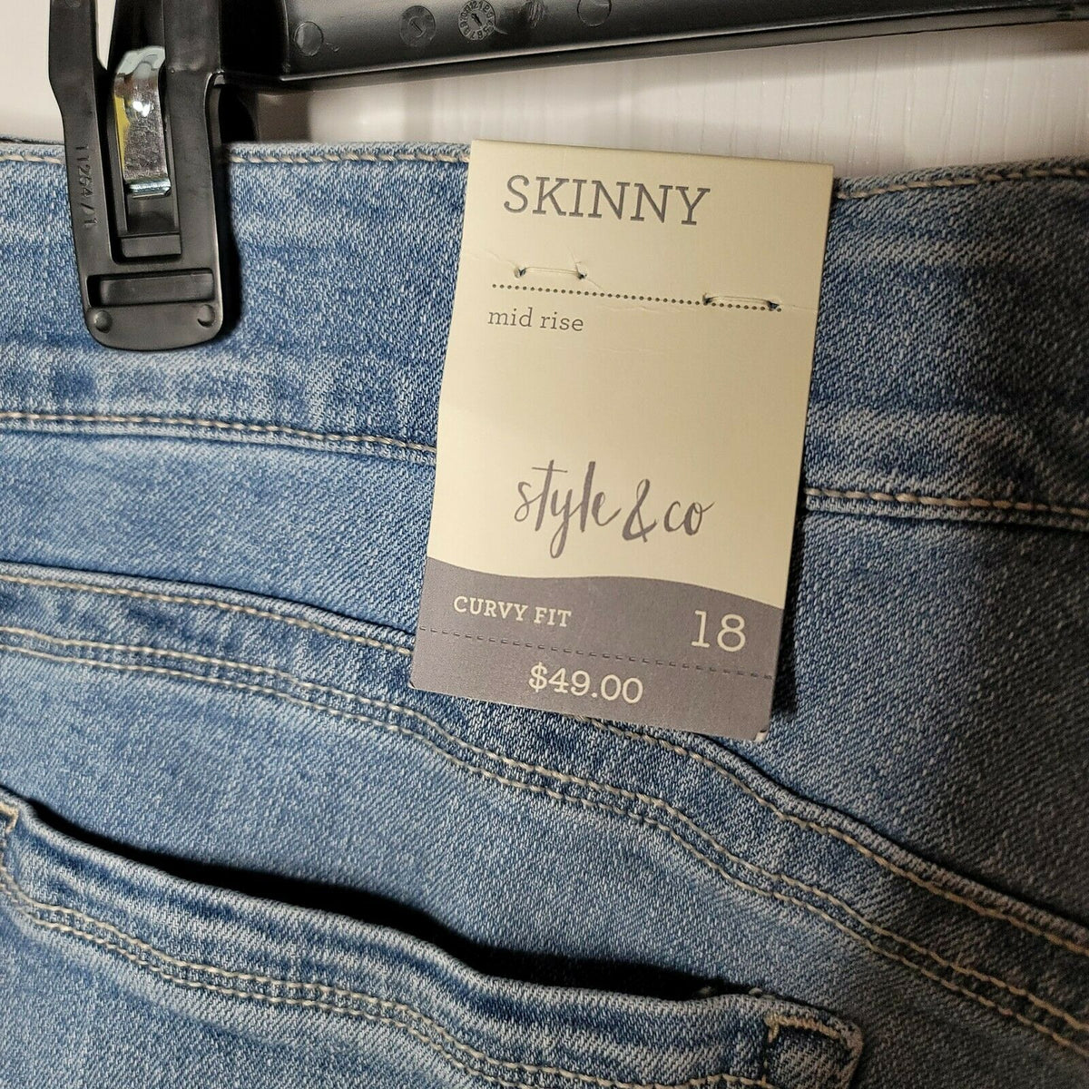 Style & Co Curvy Skinny Leg Jeans Distressed Mid Rise Fly Button Blue 18 Destroy