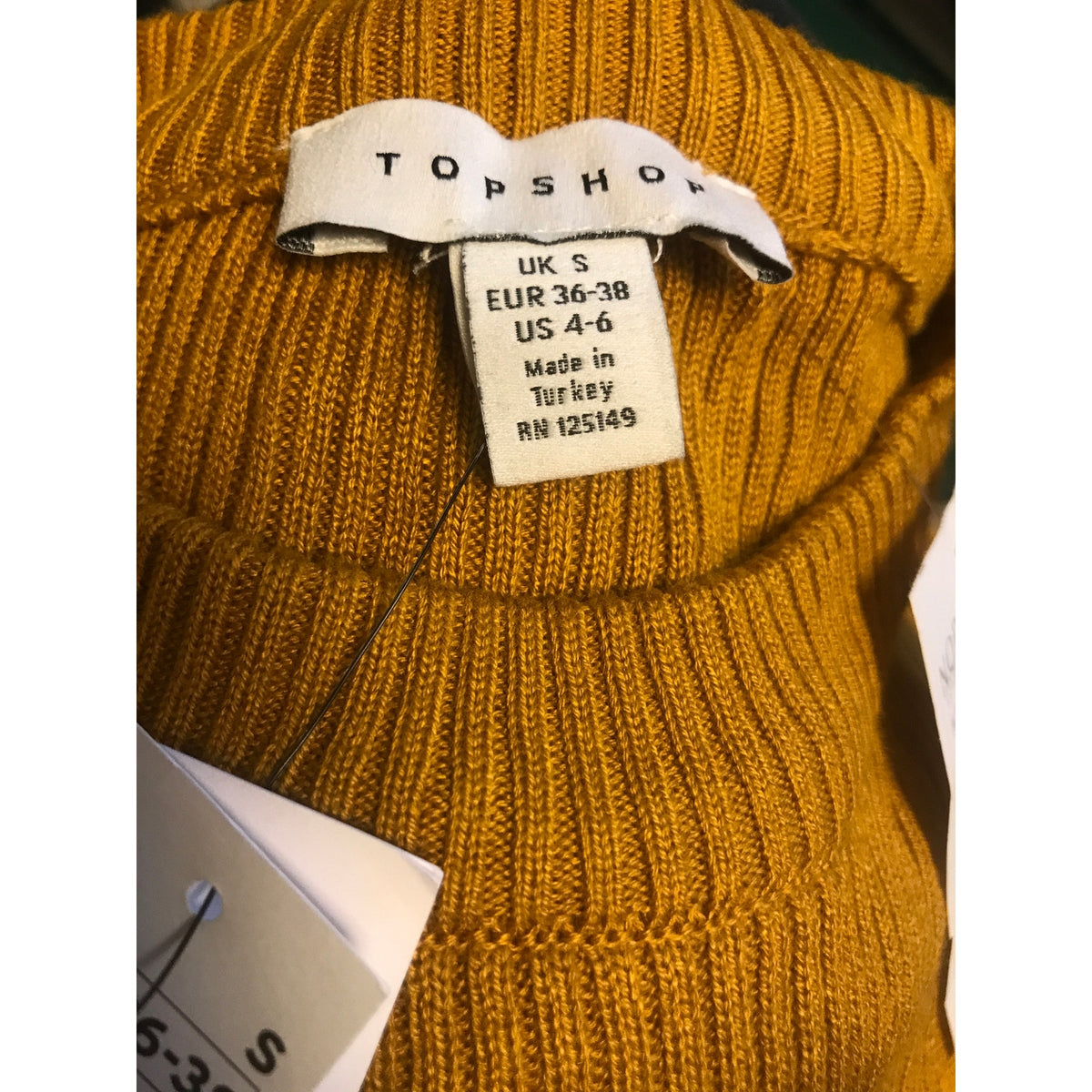 Topshop NWT Mustard Yellow Pullover Sweater Crew Neckline Long Sleeve Small