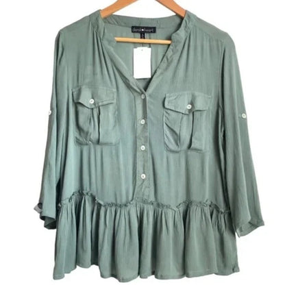 Derek Heart Laurel Wreathe Green Medium NEW blouse buttonfront peasant tunic top