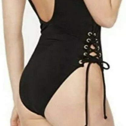 NWT California Waves Junior Ribbed Cross One Piece Size Small