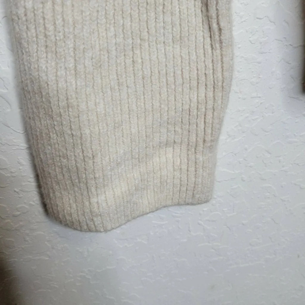 Treasure & Bond Rib Pullover Sweater Large Beige Oatmeal NWT Long Flare Sleeve