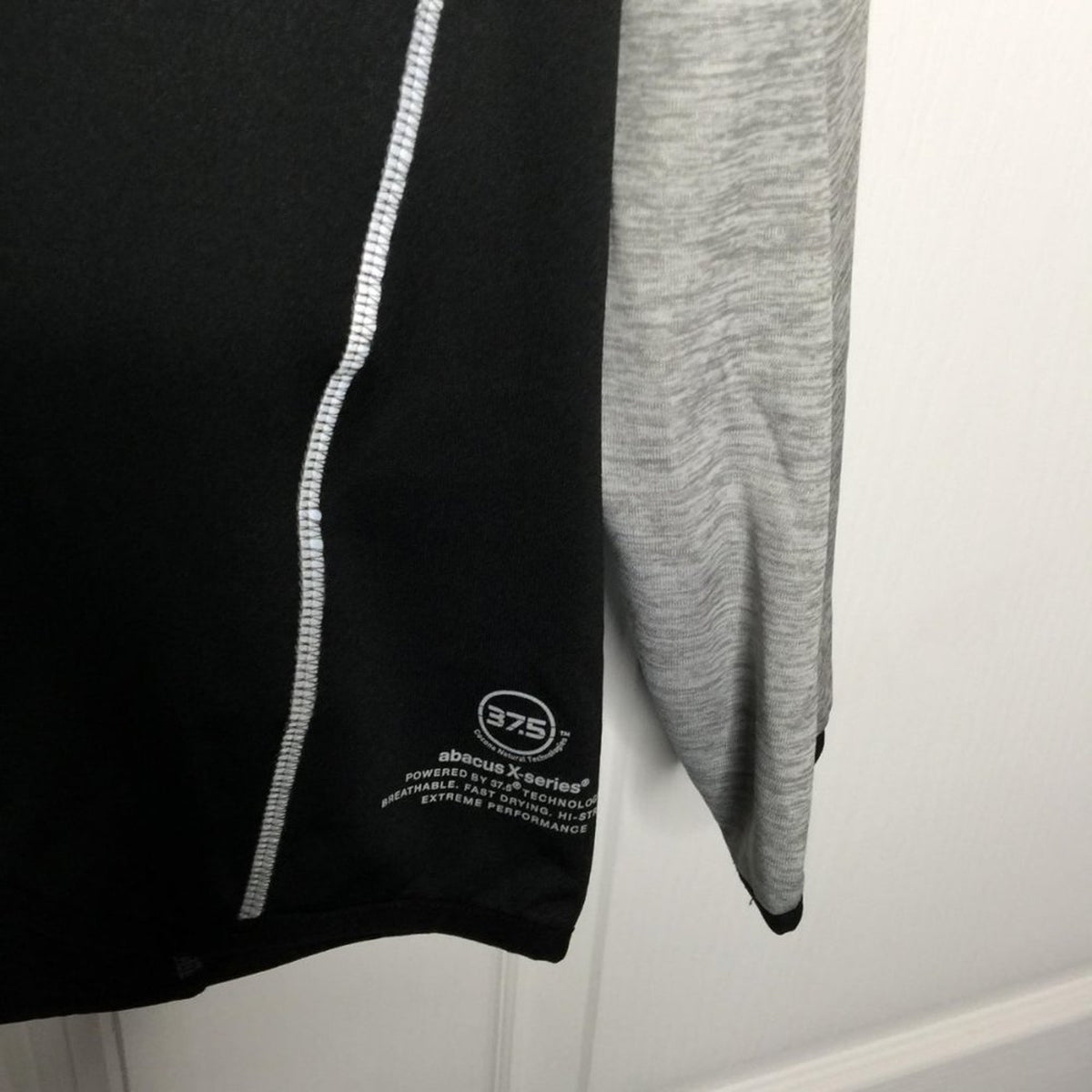 NWT Abacus X Series Bounce Pullover Sweatshirt US Size Small