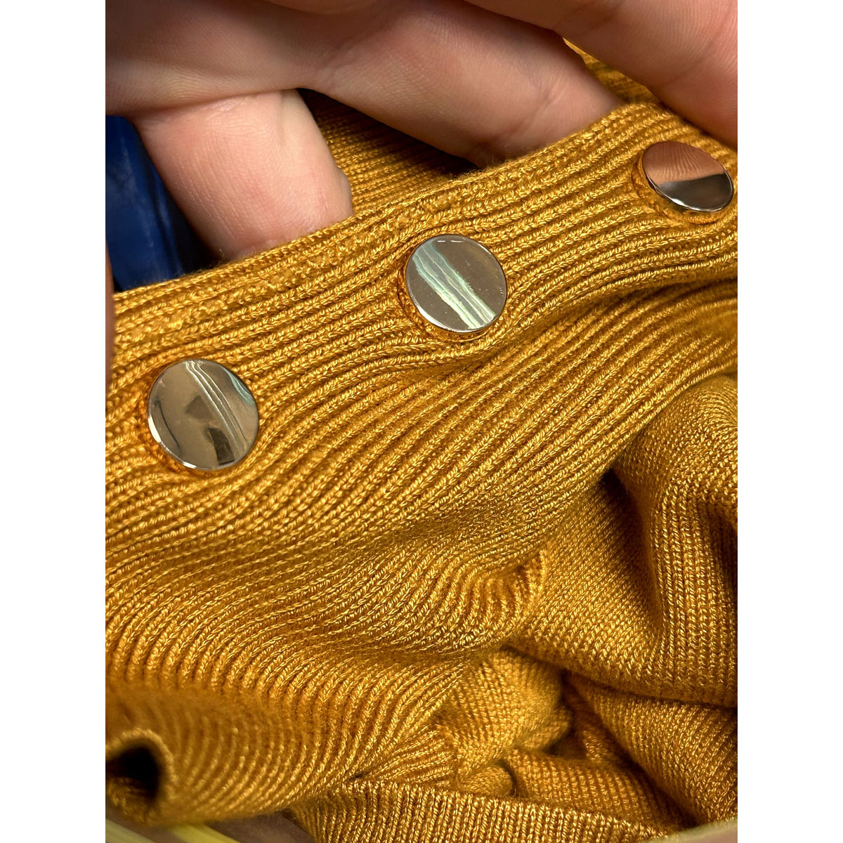 JM Collection NWT Rivet Dolman Long Sleeves Top Golden Poppy Small