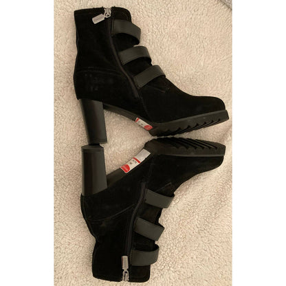 Blondo Ripley Waterproof Suede Buckle Straps Side Zip Boots Sz 7M Black NWT