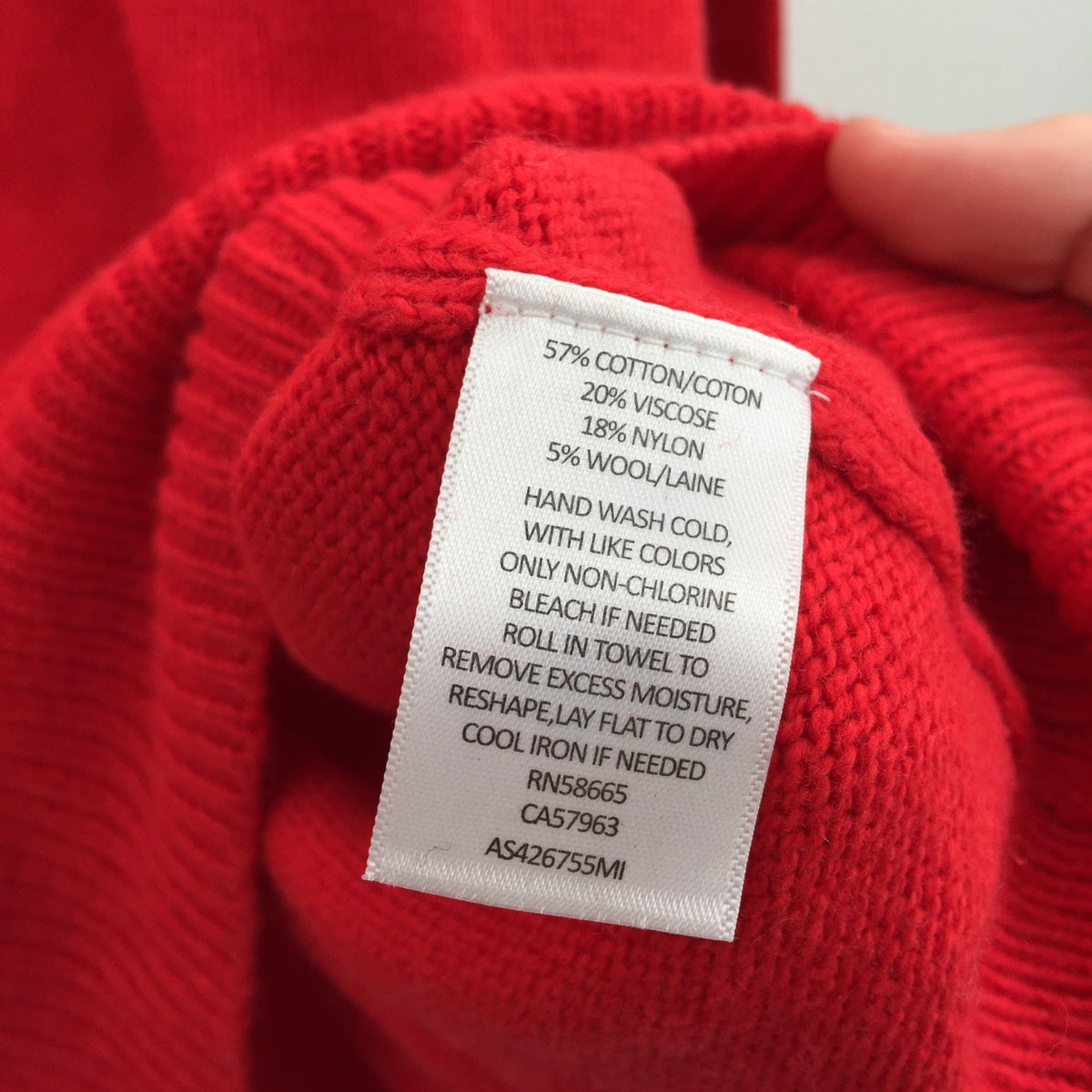 NWT 1901 Pullover Sweater Shoulder Button Crewneck Long Sleeve Red Size Small