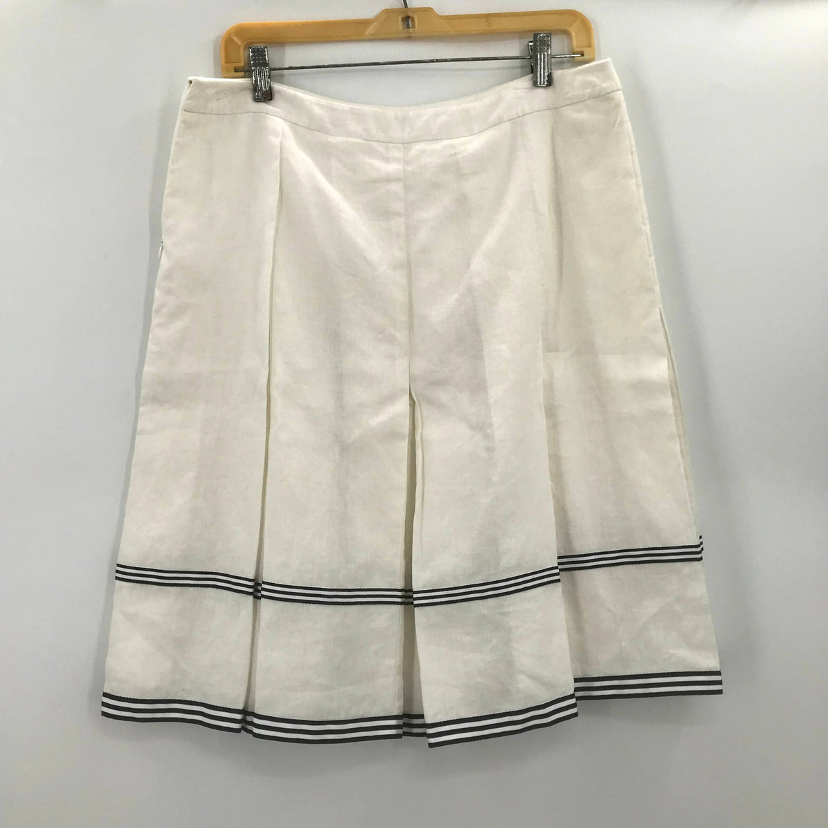 Cheerleader Striped Pleated circle Skirt High Rise Wasted Ivory Black Waist 32