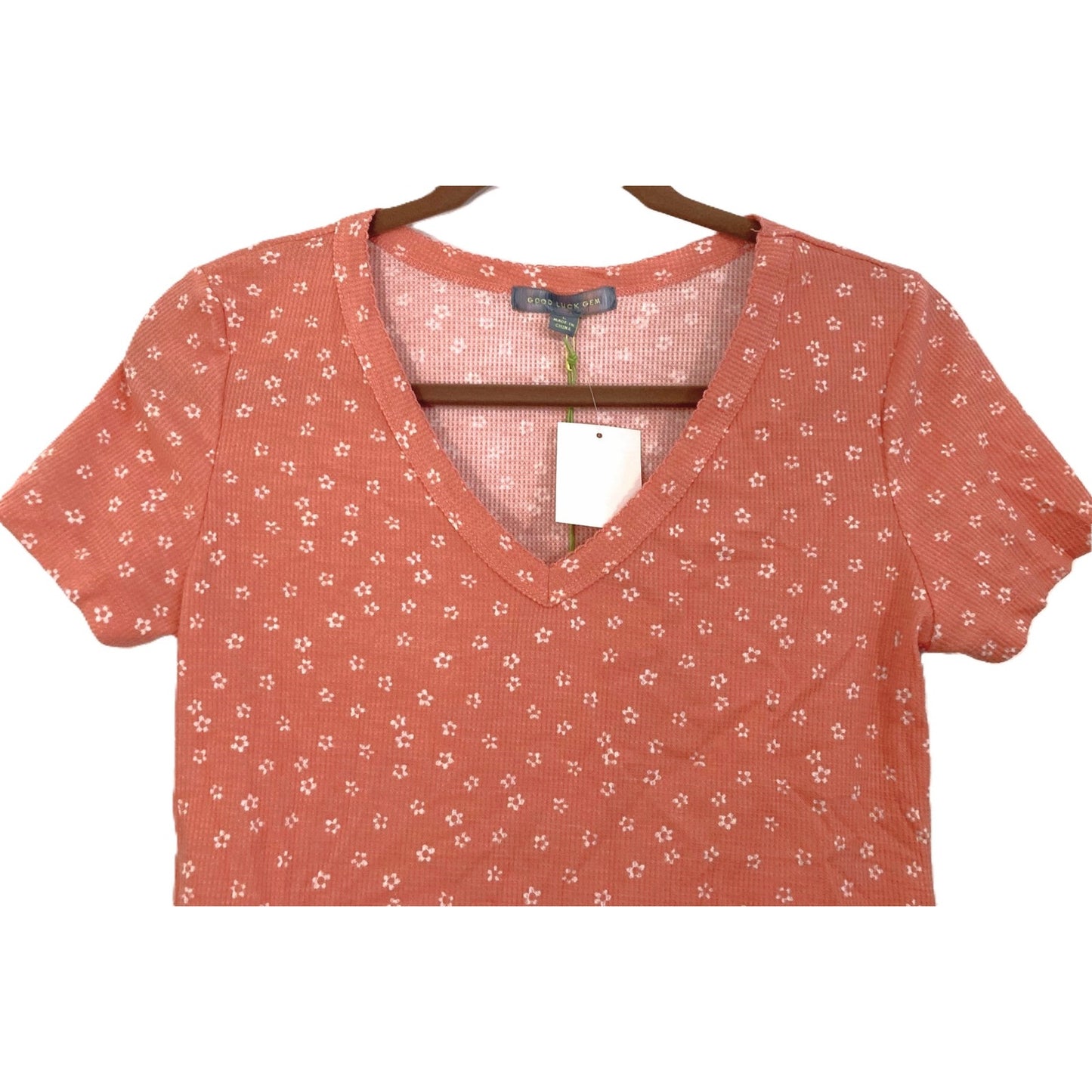Good Luck Gem V-Neck Lightweight Waffle Pullover Top Size Large in Peach NWT