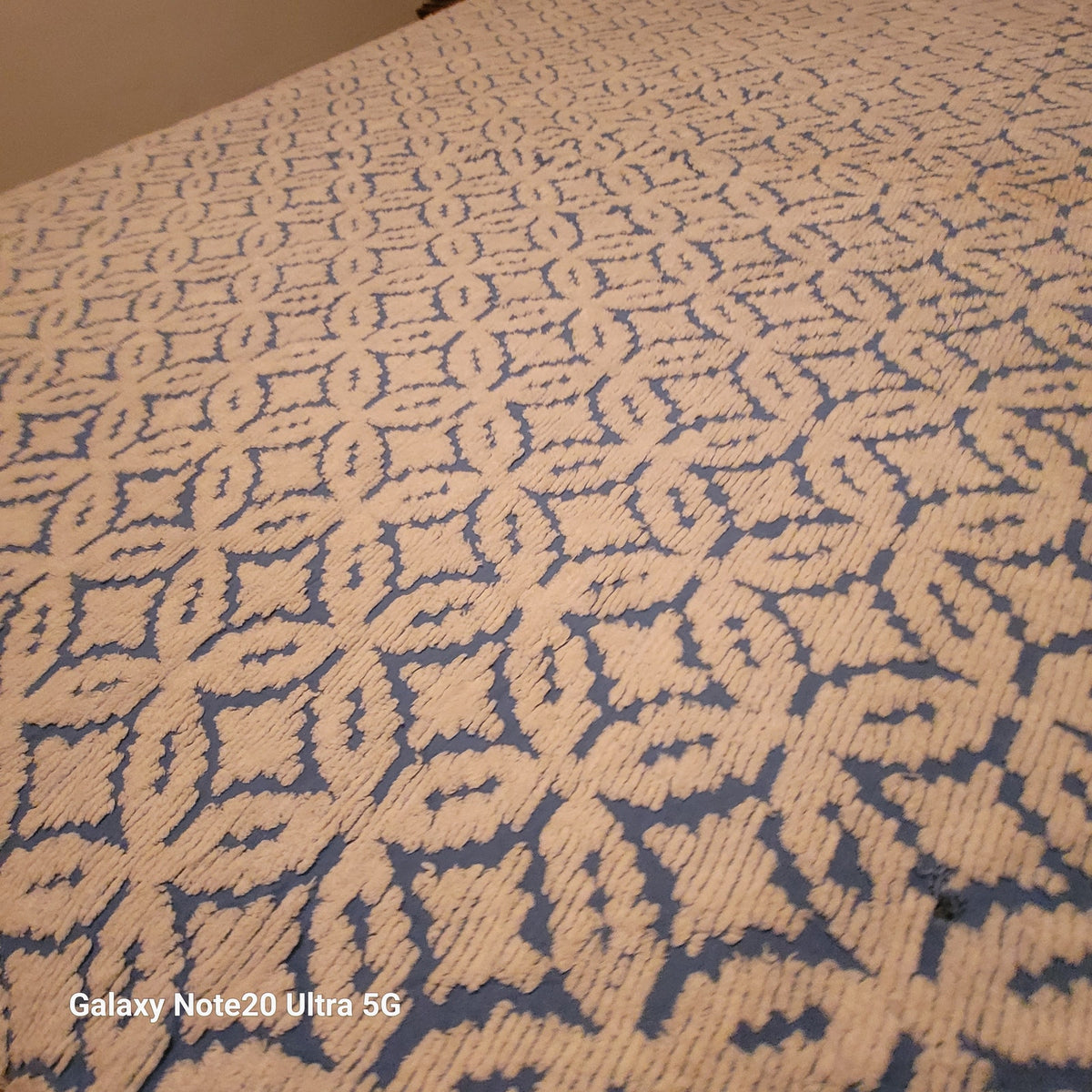 Vintage blue white chenille Bedspread coverlet queen fringe 90" x 100"