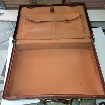 Leather suitcase briefcase VINTAGE handles Brown/tan stiitching 1940s