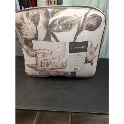 Madison Park Cassandra California King 8 Pieces Pink Blush Comforter Set NEW