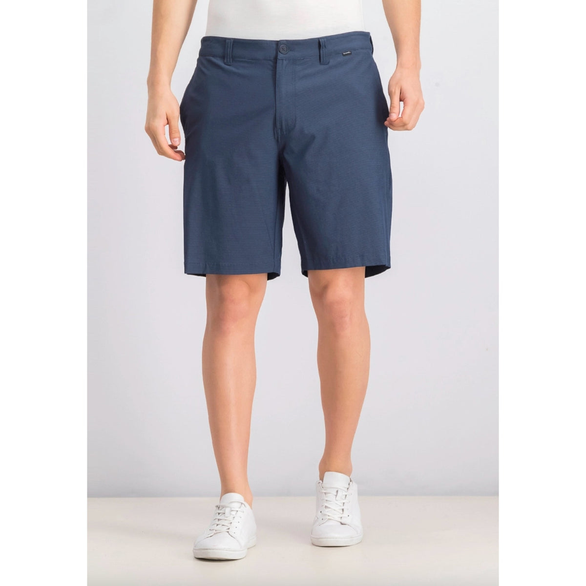 Travis Mathew NWT Men's Striped Shorts Blue Night Golf Flat Front Size 32