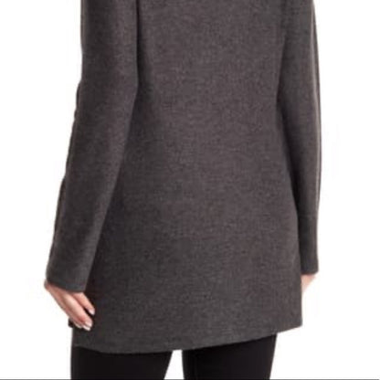 Go Couture NEW Printed V-Neck Sweater Size Large