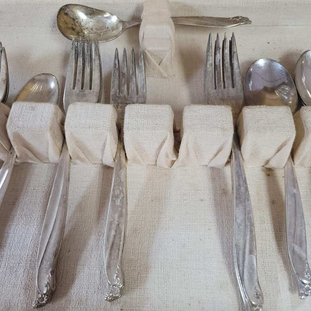 Gaity Pattern WM Roger International Silverplate Mixed LOT 28 pcs with box MCM