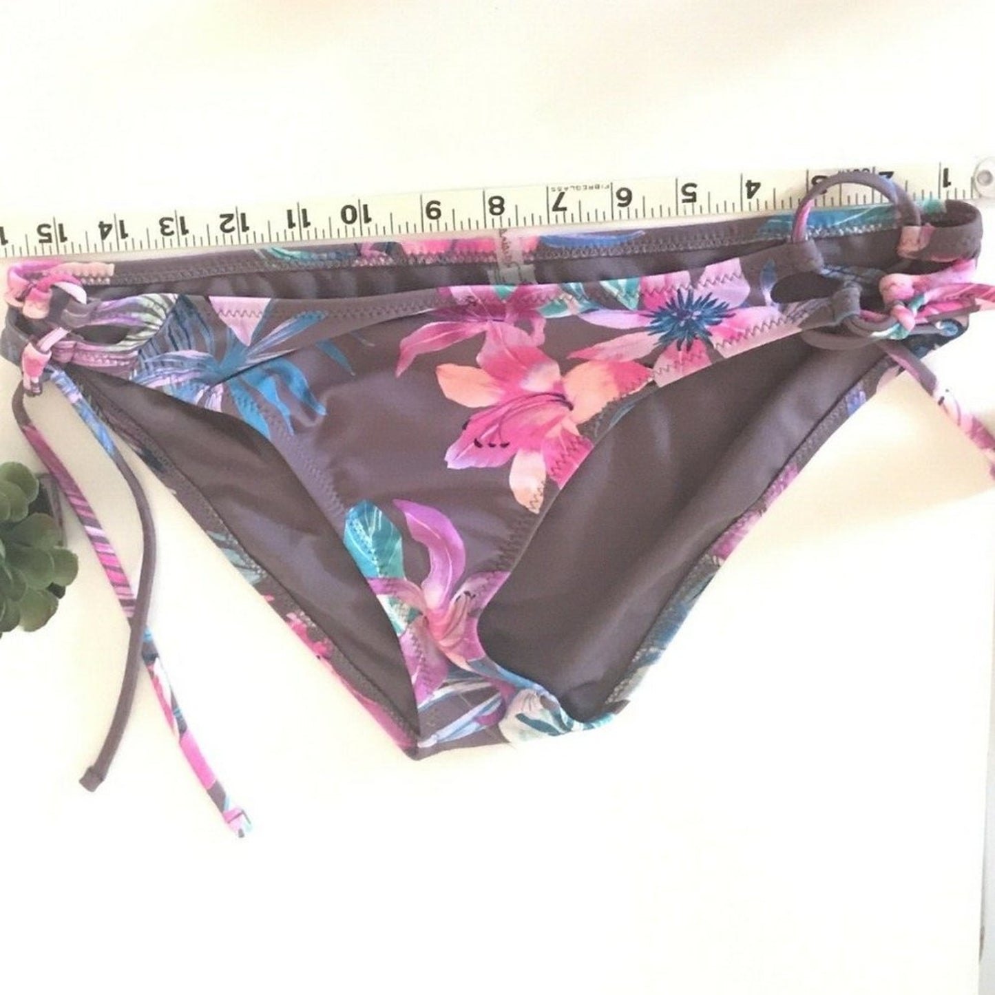 Raisins Hipster Mauve Side Tie Bikini Bottom Size Large