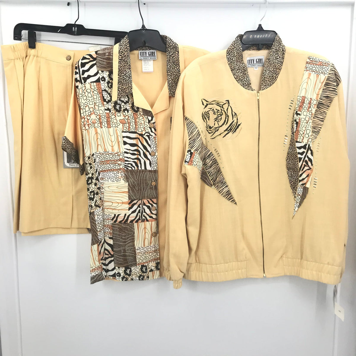 VTG City Girl Animal Print 3 Piece Set Button Up Shirt Full Zip Jacket & Skirt Size 16