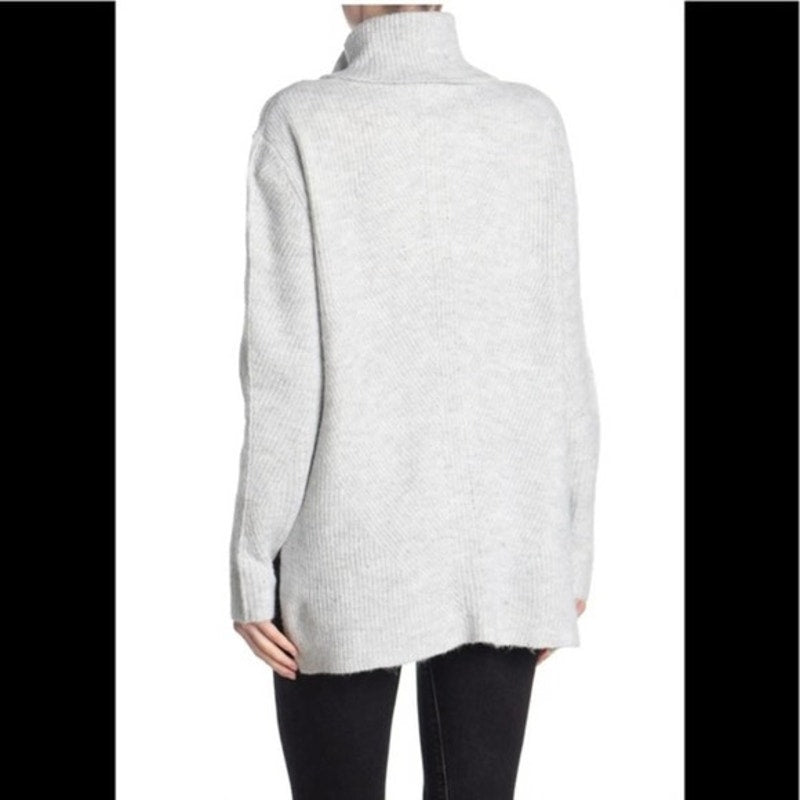Sweet Romeo Sweater Medium Heather Grey NEW Abstract Rib Turtleneck Hi Low Tunic
