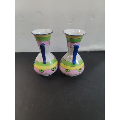 pair Of Two Gold Castle Two Handle Vase Made in Japan 5 1/8" tall x 3" wide
