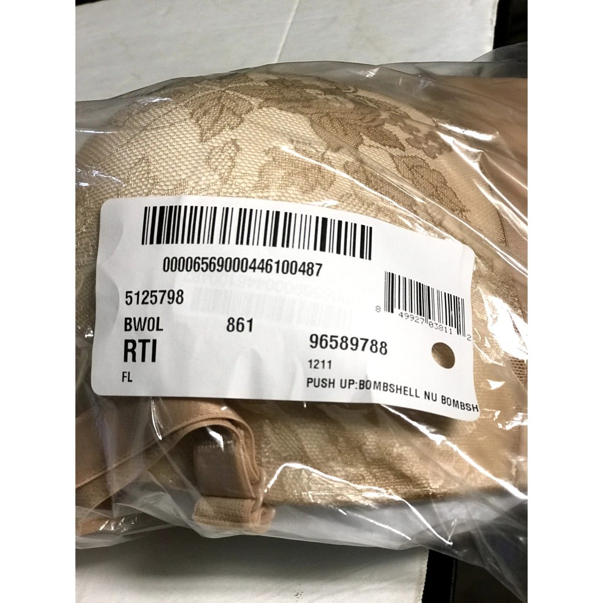 Curvy Couture NWT Strapless Sensation Multi-Way Push-Up Bra Nude 40DD