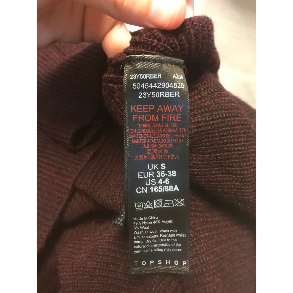 Topshop Pullover Sweater Long Sleeve V-Neck Burgundy Size 4-6 NWT