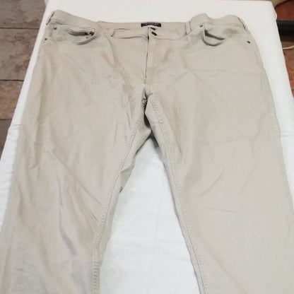 Roundtree & Yorke Casuals Chino Pants Flat Front Size 48X32