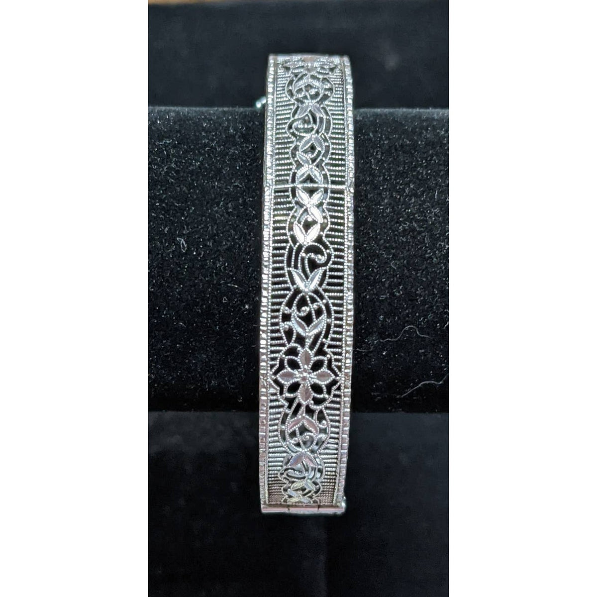 Peckham and Sons JHP 1920s Antique Amethyst Rhodium Plated Cuff Bangle