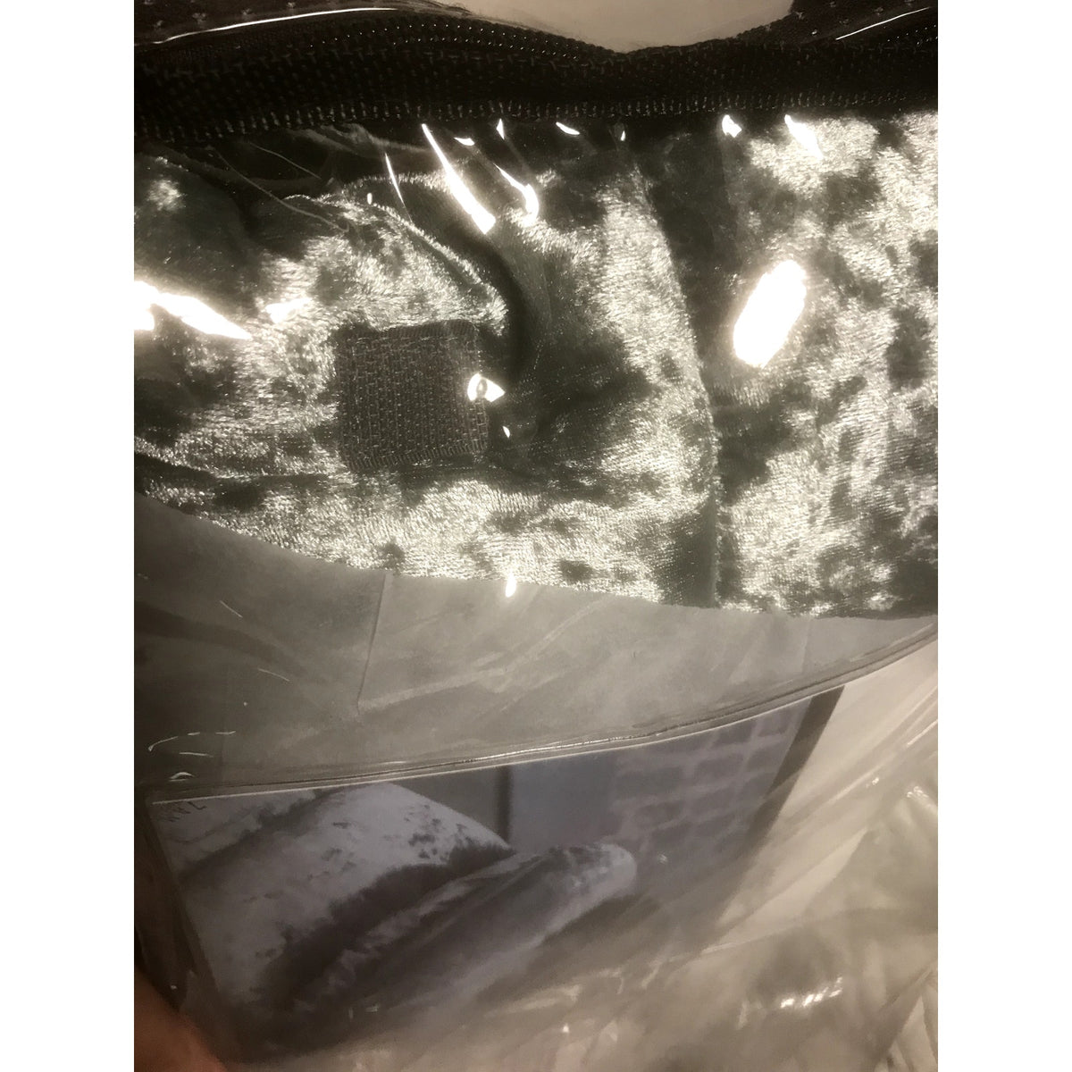 VelvetPod NWT Stroller & Car Seat Footmuff Cozy Grey Velvet S/M 0-18 Months