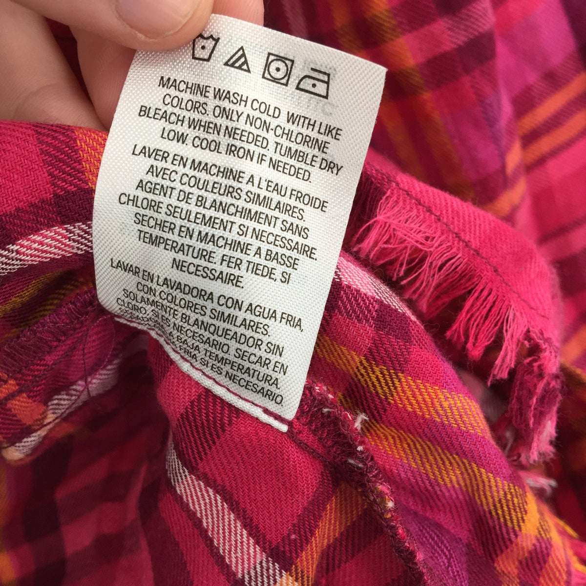 Calvin Klein Jeans Button Up Shirt Extra Large/XL 16 Raspberry Plaid NWT Raw Hem