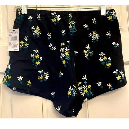 Circle X Girls Elastic Waist Pull On Shorts Size Large Black with Daisies NWT