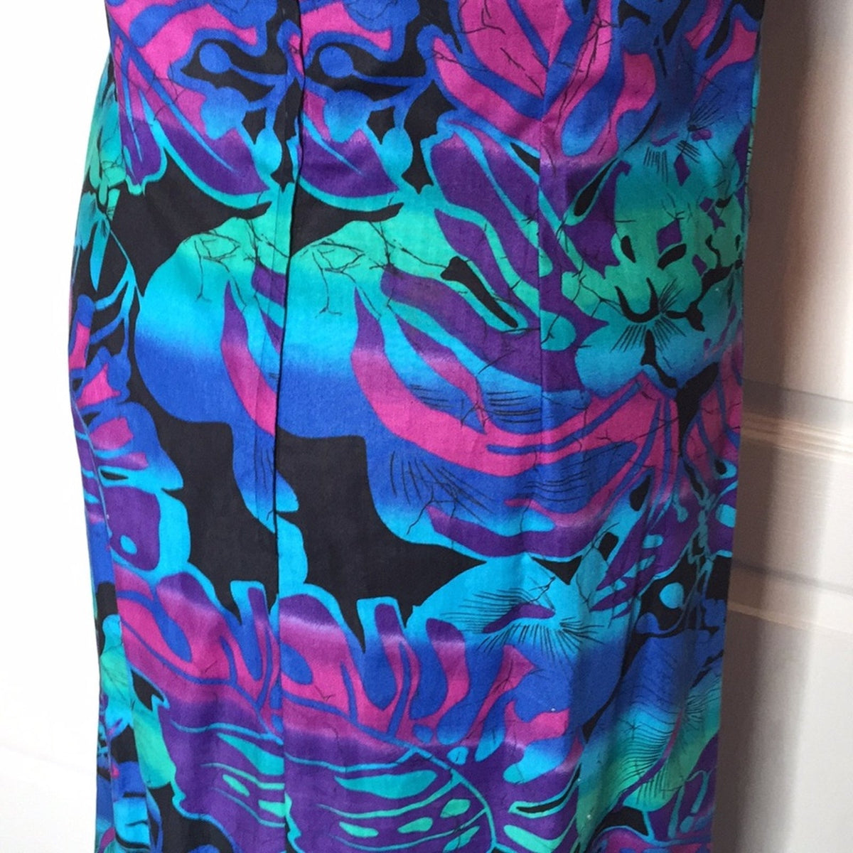 Vintage Hawaiian Bell Flutter Sleeve Florals MEDIUM metal zipper Maxi Dress 1960