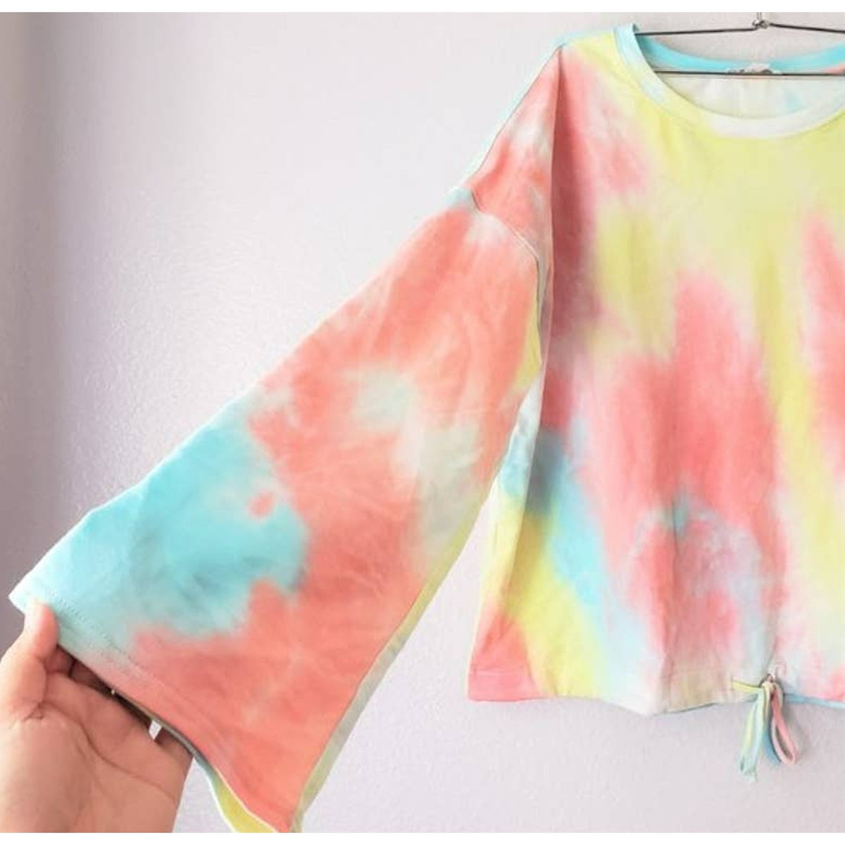 14th & Union Yellow Pink Tie Dye Size Small NEW Sweatshirt Soft Drawstring Waist