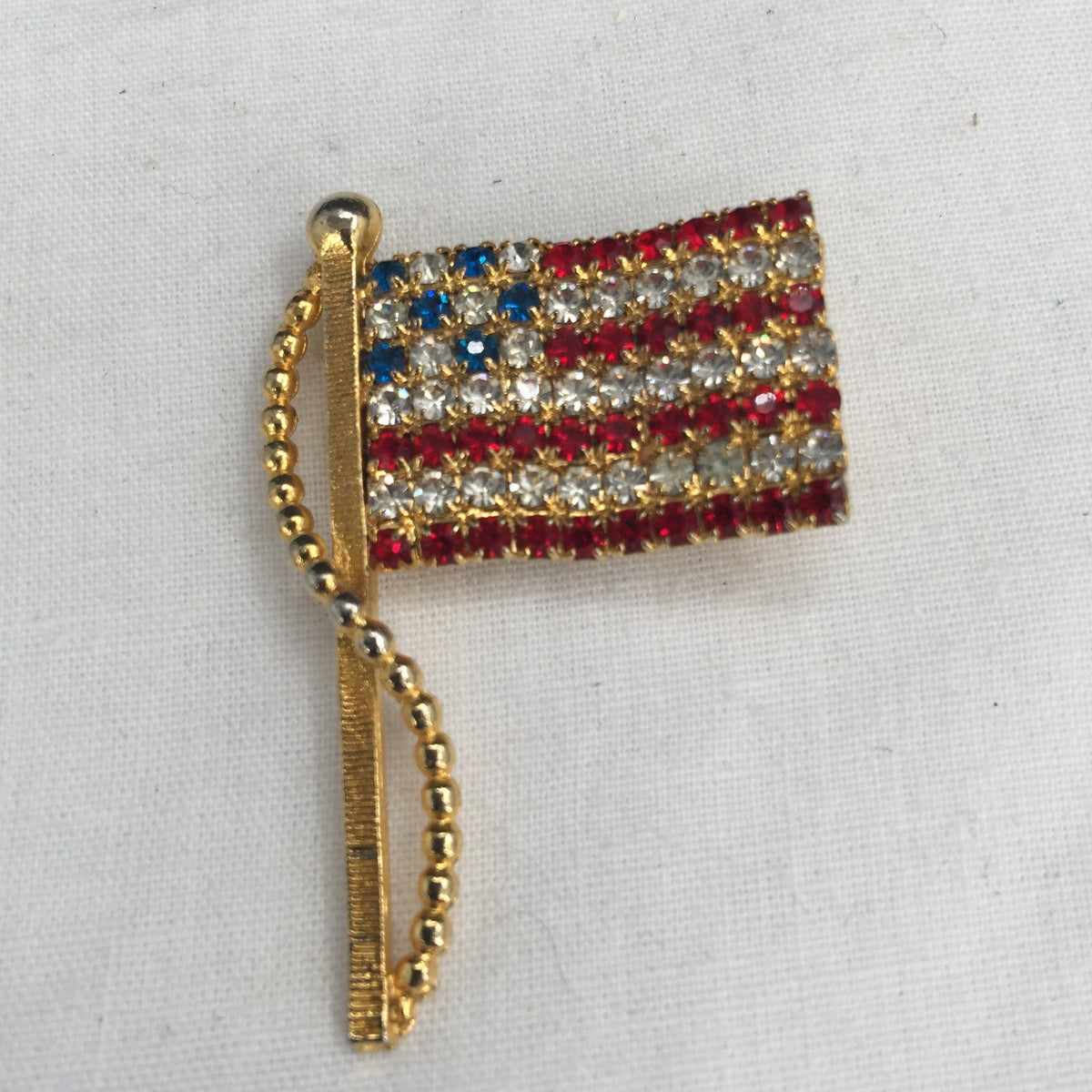 Vintage Golden Flag Pattern Red White Blue Rhinestones Brooch Costume Jewelry