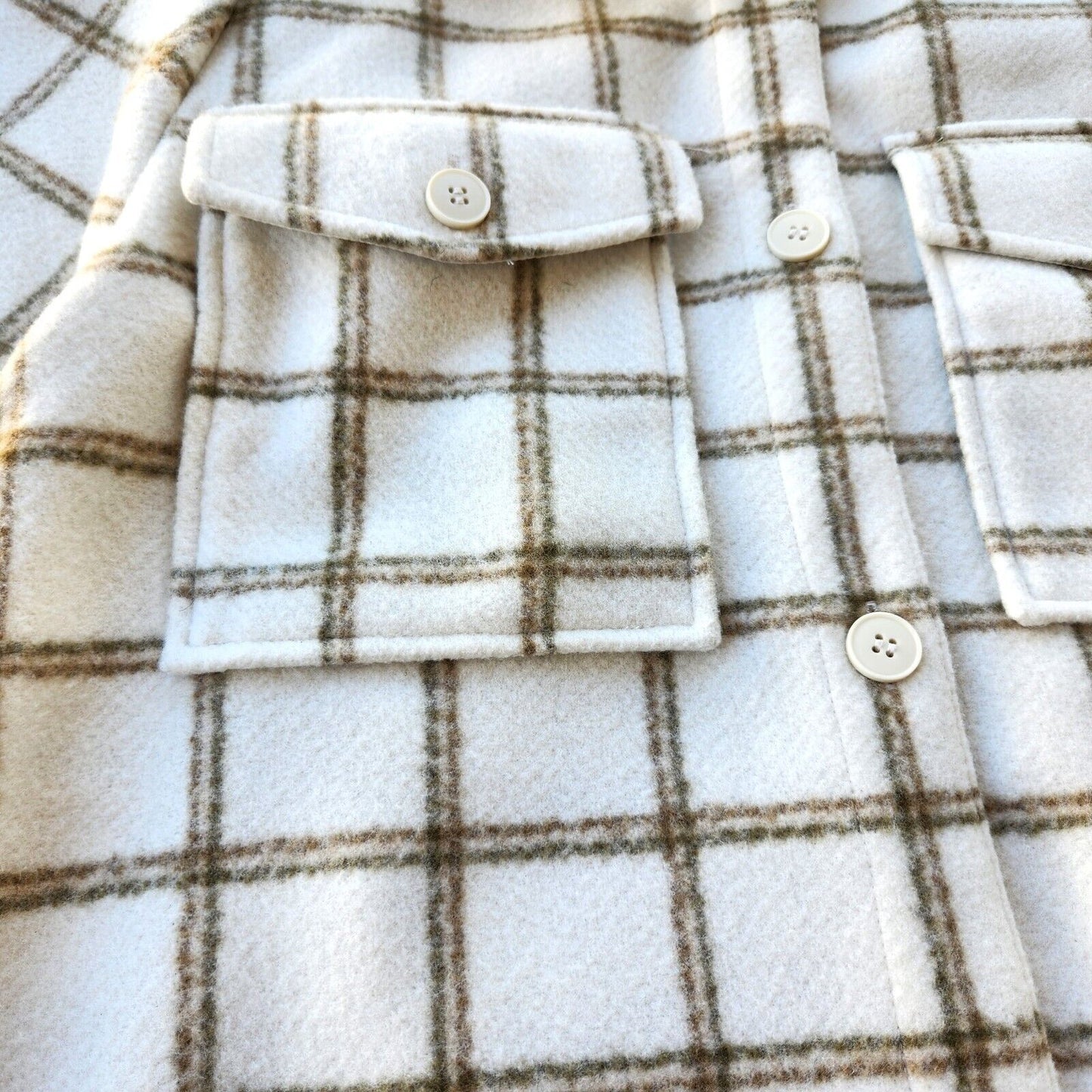 Treasure & Bond Puff Sleeve Flannel Shirt Jacket Sz Medium in Ivory & Green NWT